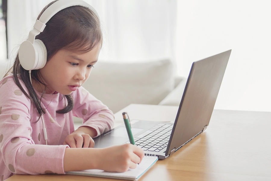 5-loi-thuong-gap-khi-hoc-nghe-tieng-anh (1)